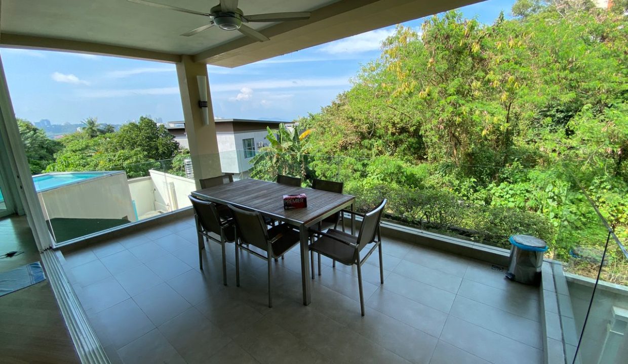 balcony seaview