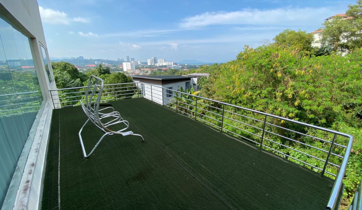 master room balcony - seaview