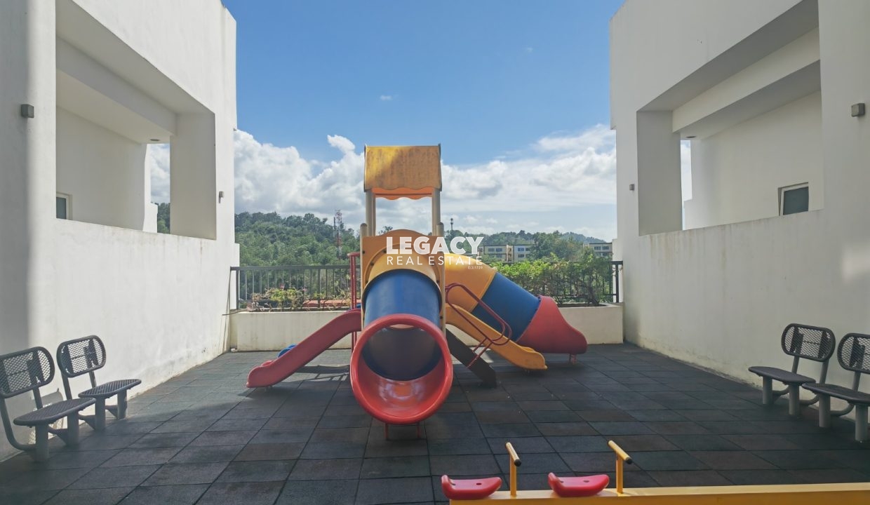d01a2878-a532-4693-bbdf-42804085014b