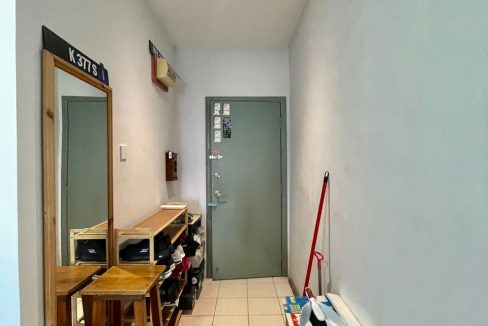 c305a0f1-41c5-43b4-ad7d-f808673c4f1e