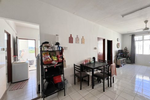 Angkasa Apartment 5F - Yeoh