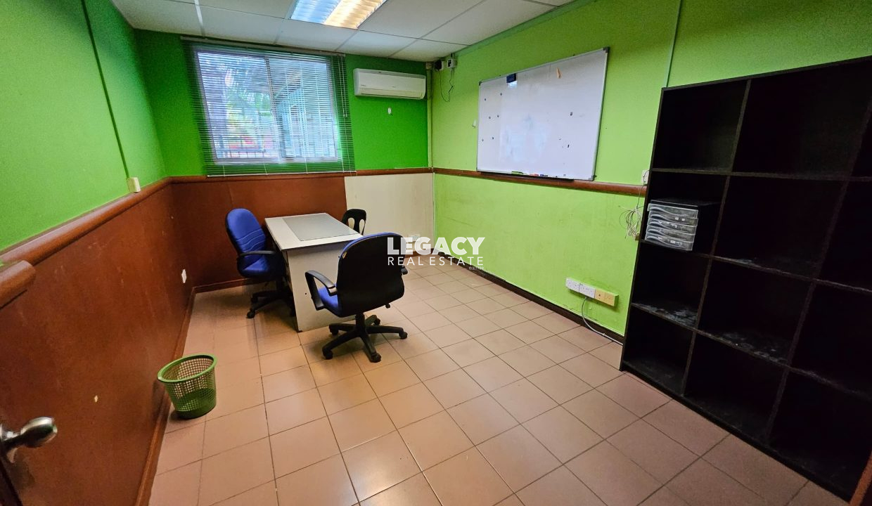 dd2fe266-d4b2-42a8-a7f3-cdad9fb49836