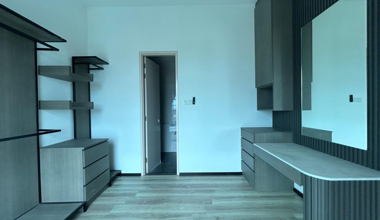 bdeb59aa-5aba-4331-9c11-30b51786ddf5