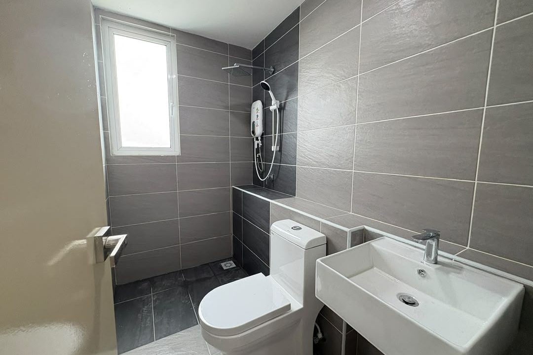 efe56b5a-b923-442e-a6af-eb5c0a341121