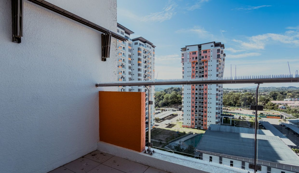Palm Condo - Yeoh