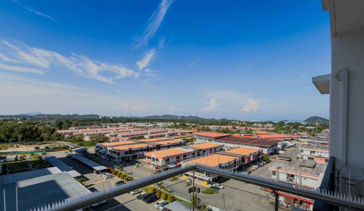 Palm Condo - Yeoh