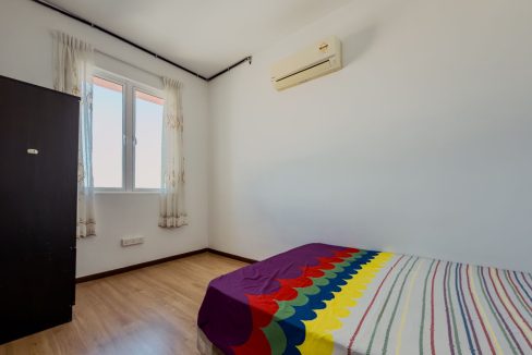 Palm Condo - Yeoh