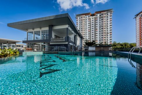 Palm Condo - Yeoh