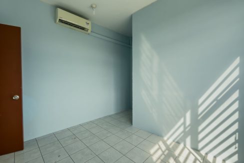Angkasa Apartment - Yeoh