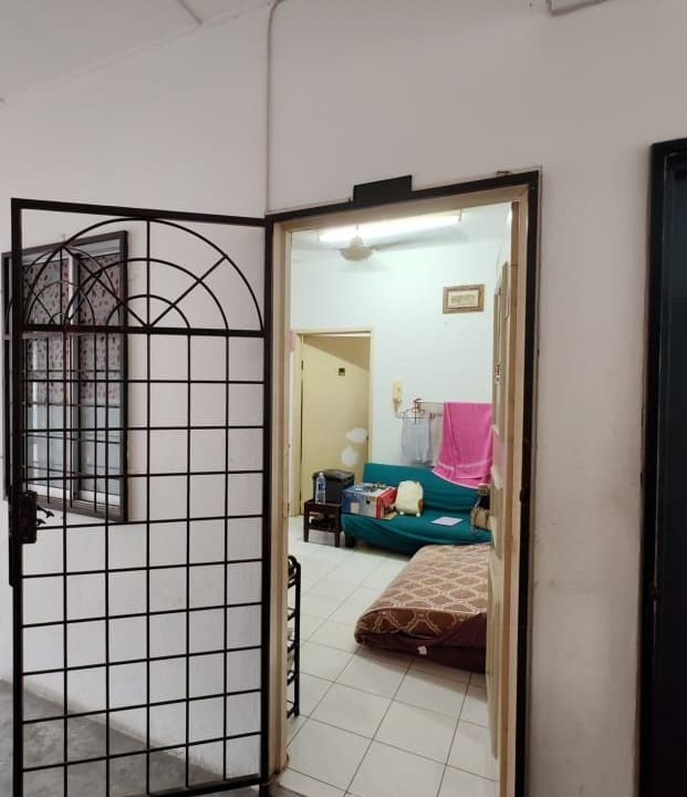 0e885501-9cc9-41d8-8927-669c7cd7abeb
