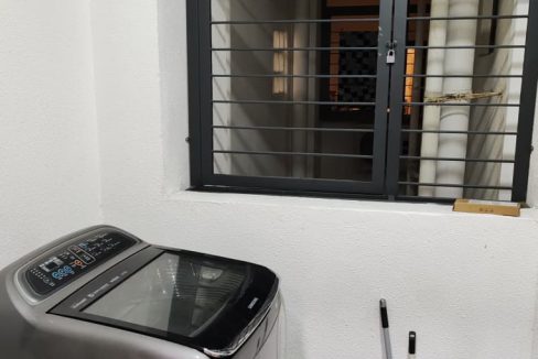 7f5af152-ffe4-4186-91f6-6065ef30613c