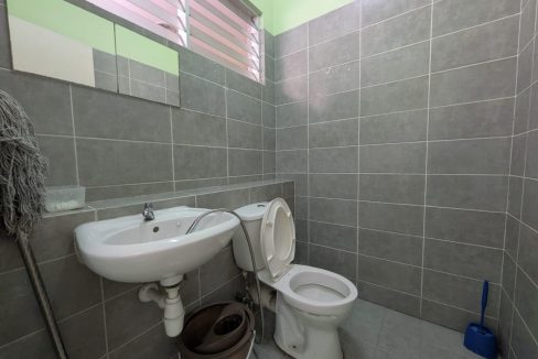 082cb70e-8c06-44ed-b066-85f7ddbb8100