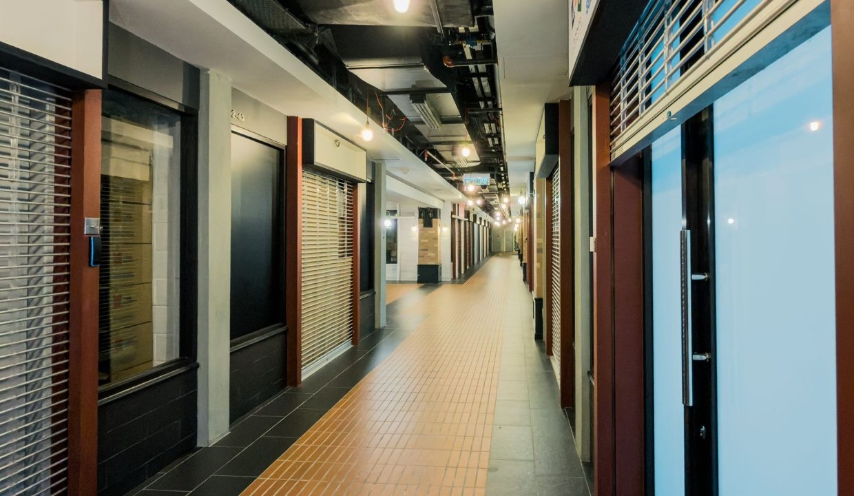 Riverson walk B0221- Yeoh