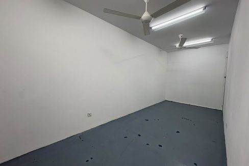 b096f30f-ada5-4522-8359-06a1eef9d6e5